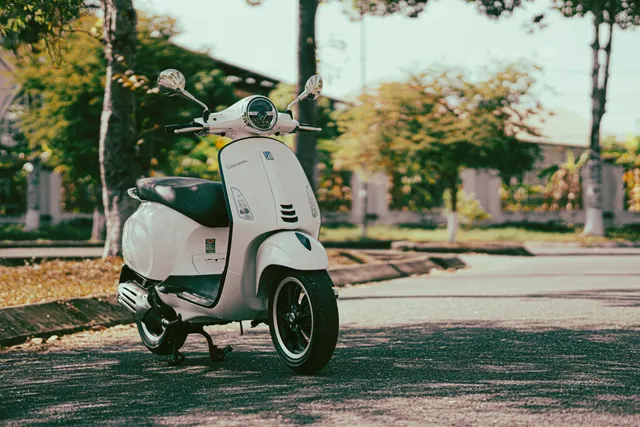 10 Brand-New Vespas, Straight from Italy